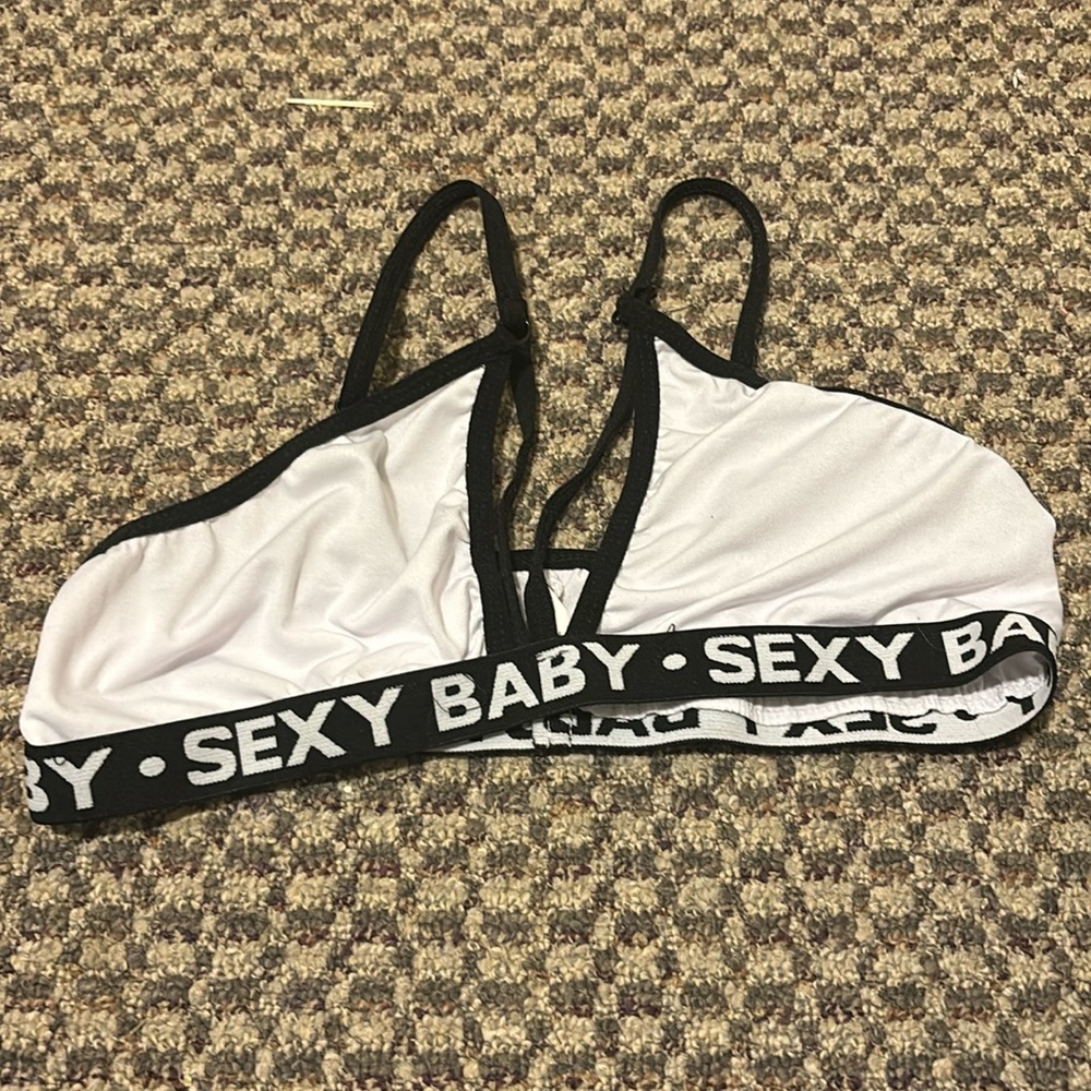 Cute SHEIN Sports Bra/ cropped top